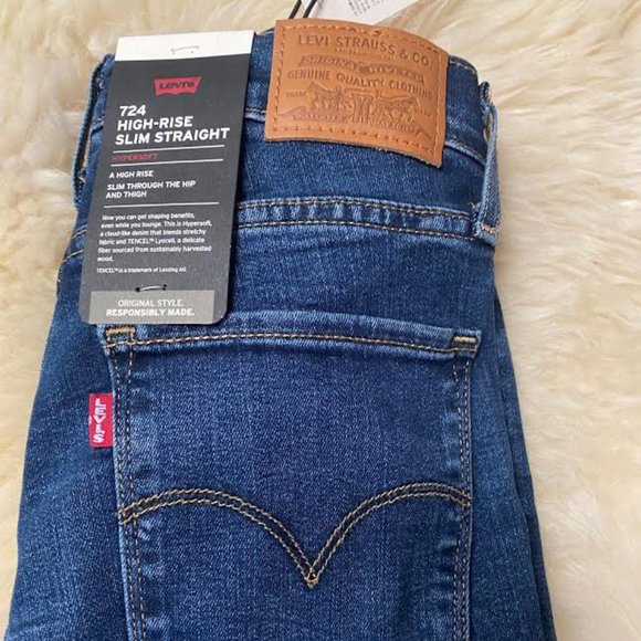 NWT $98 LEVI'S Women W 26"  L 32" 726 High-Rise Slim Straight Hypersoft Raw Hem - Picture 9 of 11